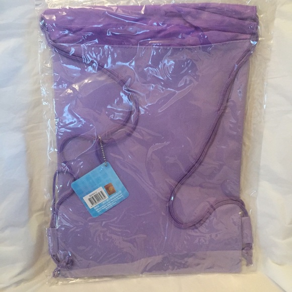 🍯Winnie the Pooh Cinch Backpack - Picture 3 of 3